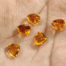 Citrine 10x10x10mm trillion facet 2.95 cts